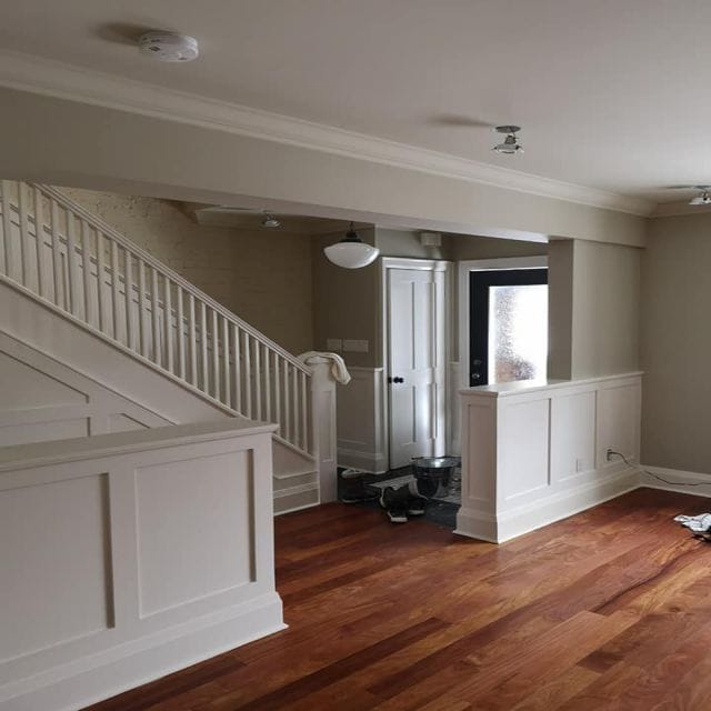(Interior Painters Oakville, ON) 1 Interior House Painting Contractors